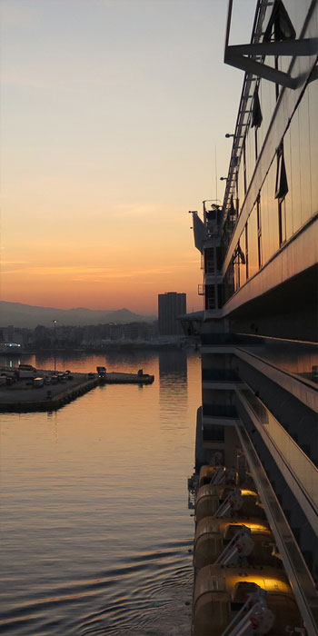 piraeus-port